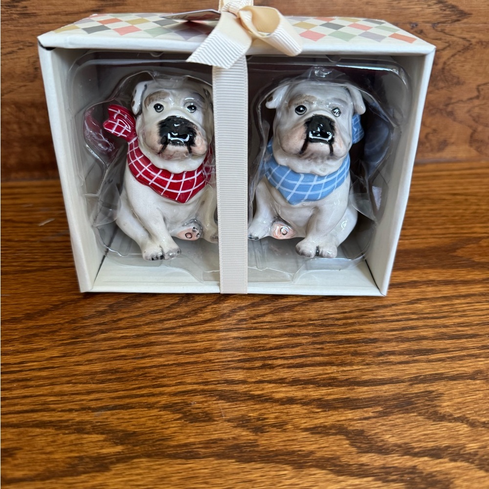 BLUE SKY CLAYWORKS CERAMIC BULLDOG SALT & PEPPER SHAKERS
